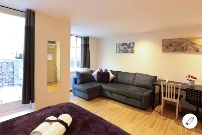 Fabulous Private Bedrooms Near Euston Station, Central London Exterior photo