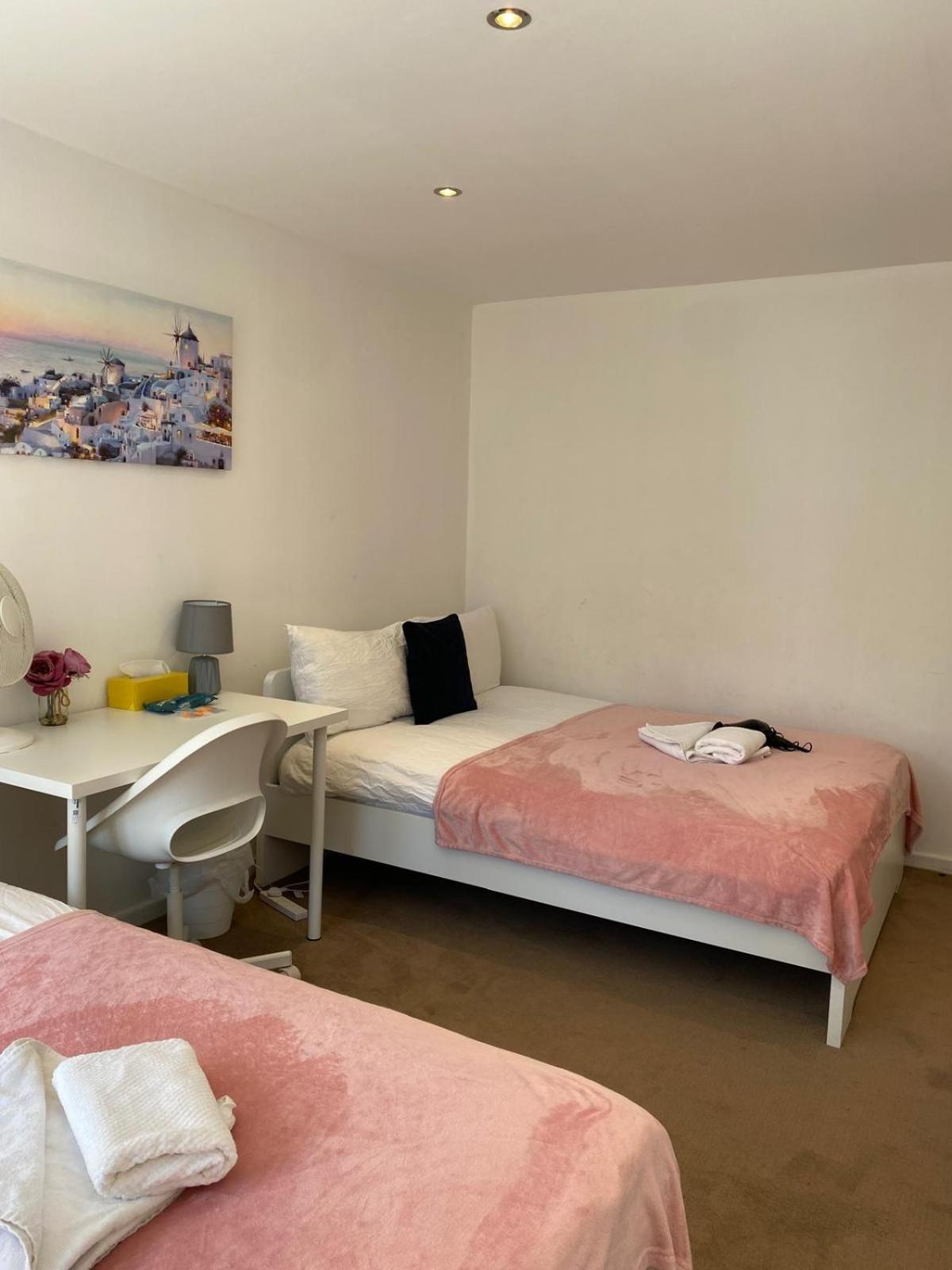 Fabulous Private Bedrooms Near Euston Station, Central London Exterior photo