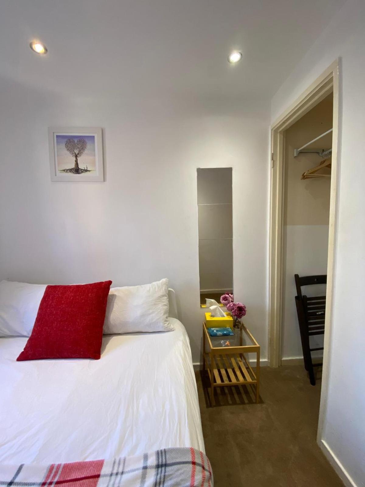 Fabulous Private Bedrooms Near Euston Station, Central London Exterior photo